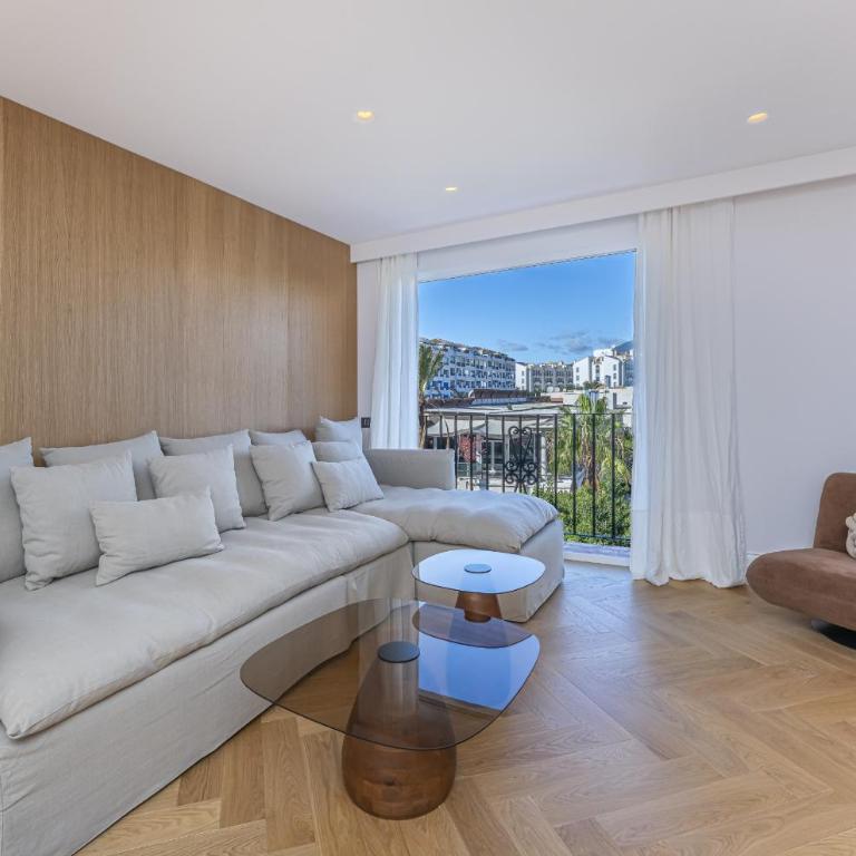 Luminoso apartamento en pleno Puerto Banús - Apartamento con balcón - 35