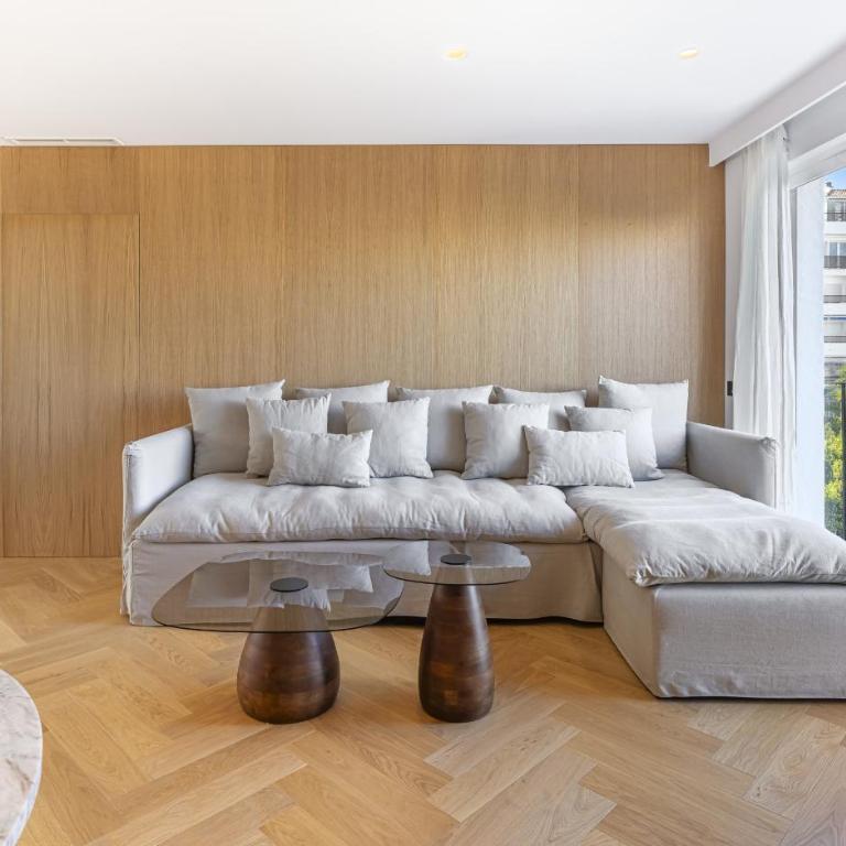 Luminoso apartamento en pleno Puerto Banús - Apartamento con balcón - 36