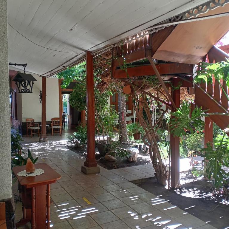 Hotel Halley, Encanto Colonial en el Centro de Vicuña - Standard Queen Room - 5