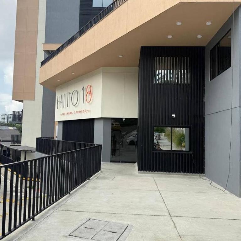 Cozy 1BR Condo for 4 with Parking, Wi-Fi, Laundry - One-Bedroom Apartment - 18