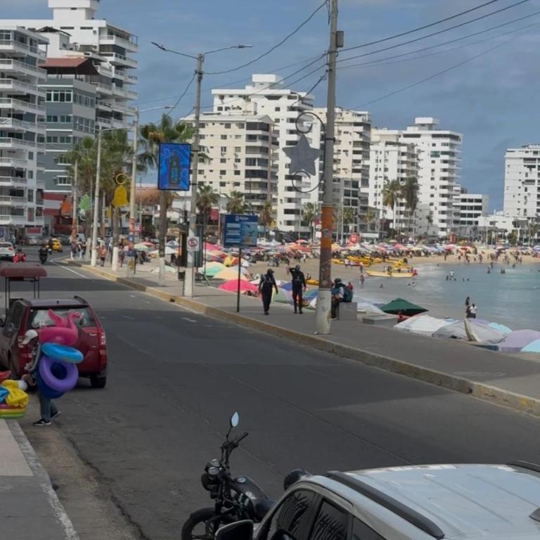 Departamento Salinas - Three-Bedroom Apartment - 24