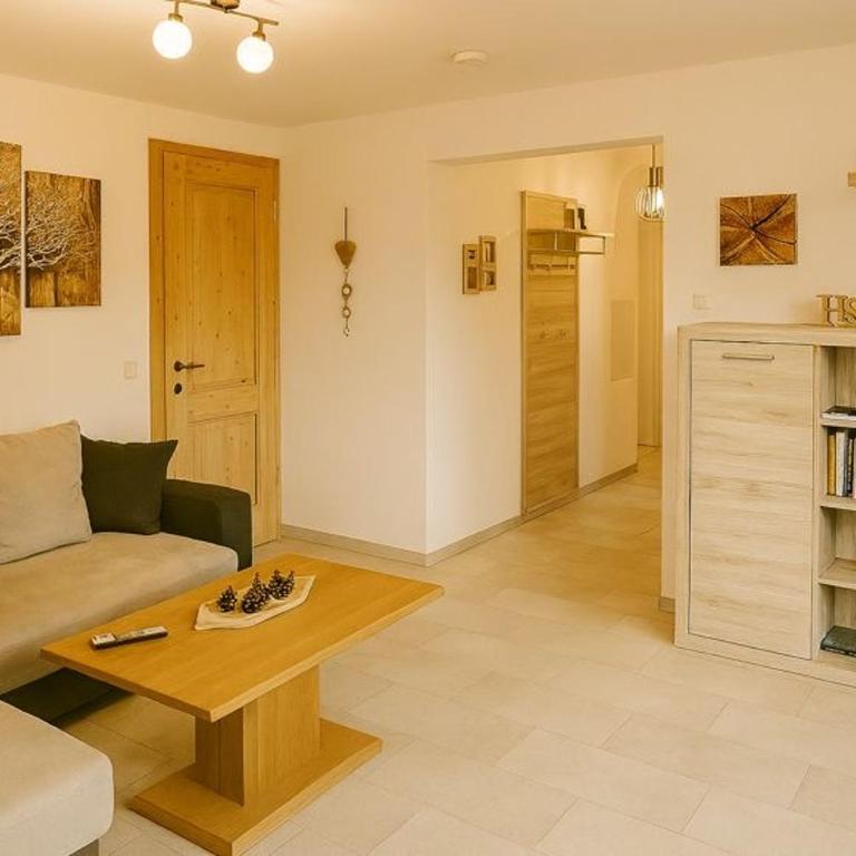 Waldhof Roggenboden - Apartment mit 1 Schlafzimmer, Balkon und Bergblick - 1