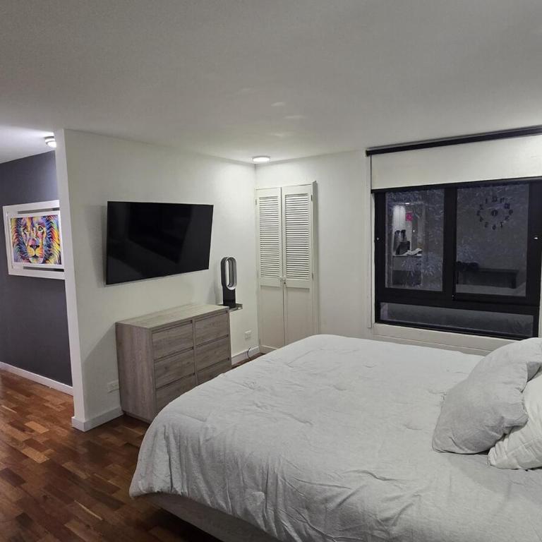 Modern Apt in Poblado with Private Terrace & Gym - Three-Bedroom Apartment - 39