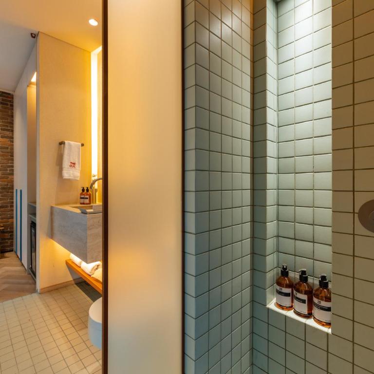 The Cut Hotel - Standard Twin Room - 2