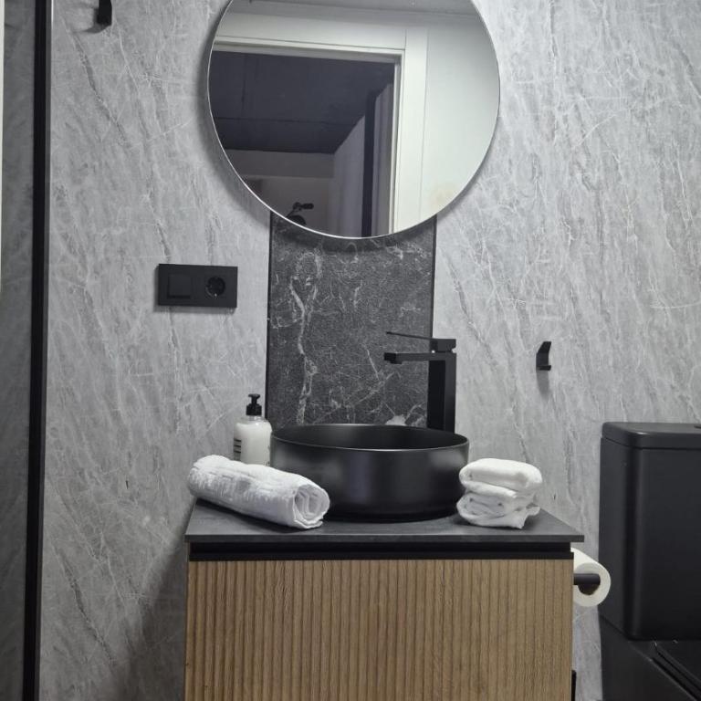 A4 Nuevo Impresionante Apartamento Industrial wifi gratis hasta 4 os encantará - Two-Bedroom Apartment - 12