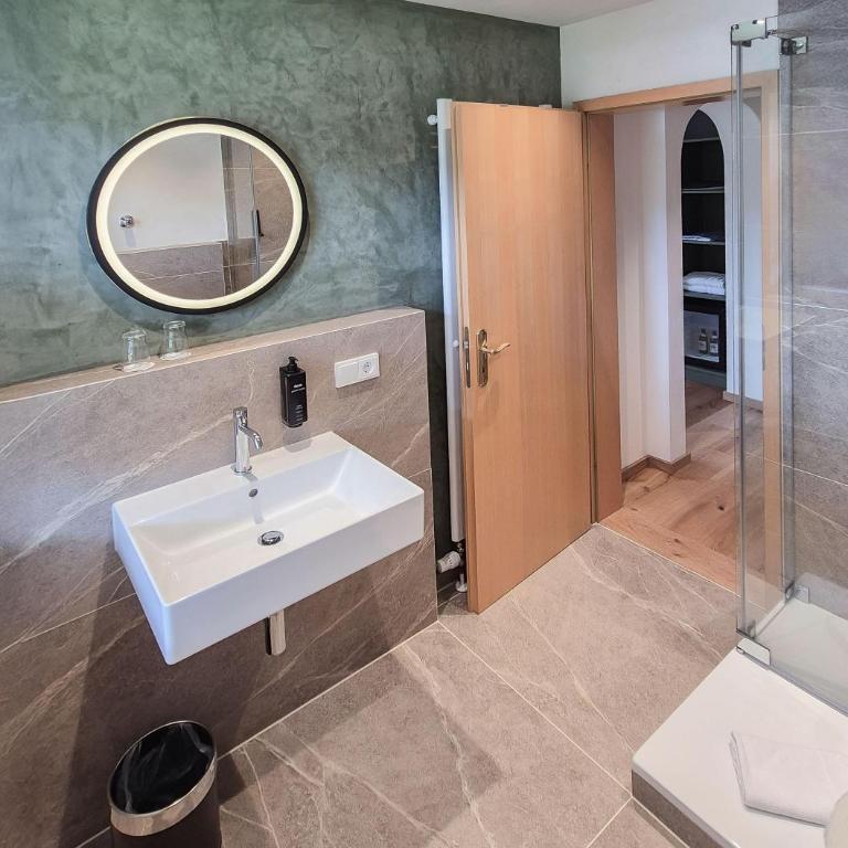 Gästehaus Quirin - Doppelzimmer - 12