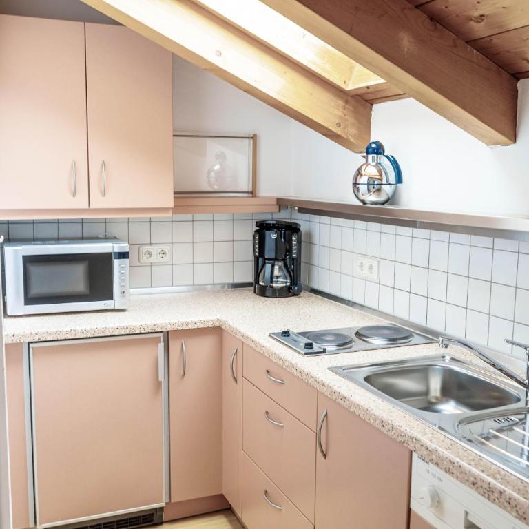 Gästehaus Quirin - Apartment - 9