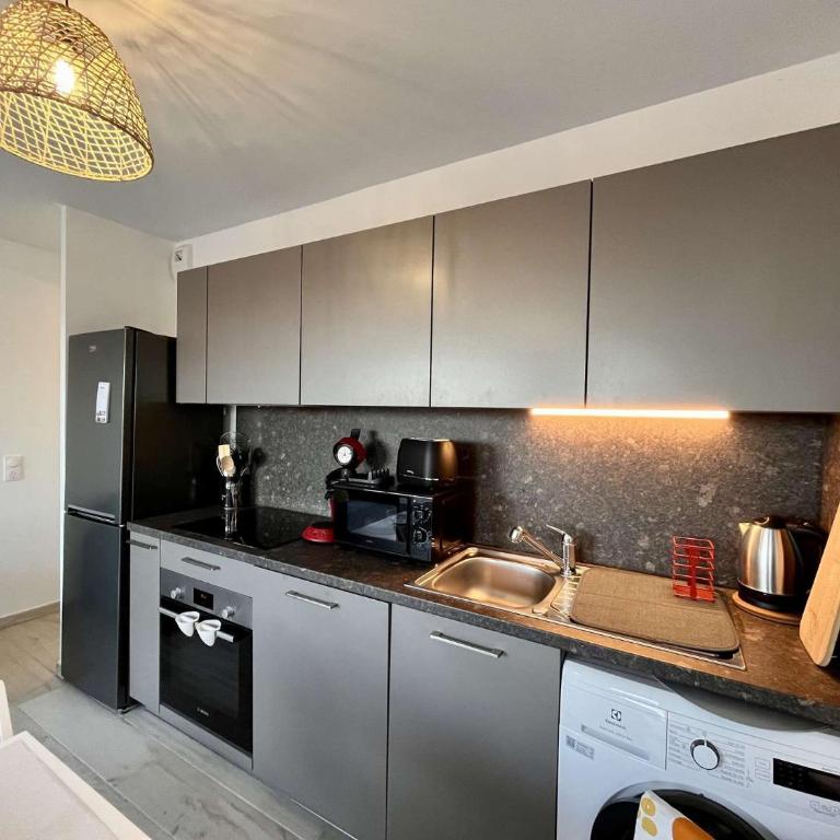 CO020-A42 Appart 2 pièces- 4 personnes - COGOLIN - Apartment mit 1 Schlafzimmer - 5