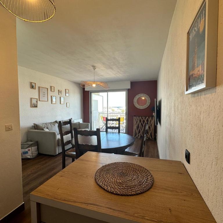 Appart vue mer et port - 4 pers - plage à pied - Appartement avec Vue et Balcon - 3