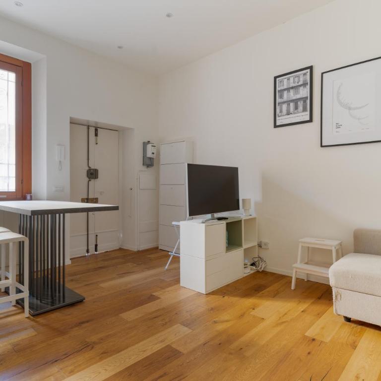 GuestHost - M5 Isola Cozy Apartment - Appartamento con 1 Camera da Letto - 4