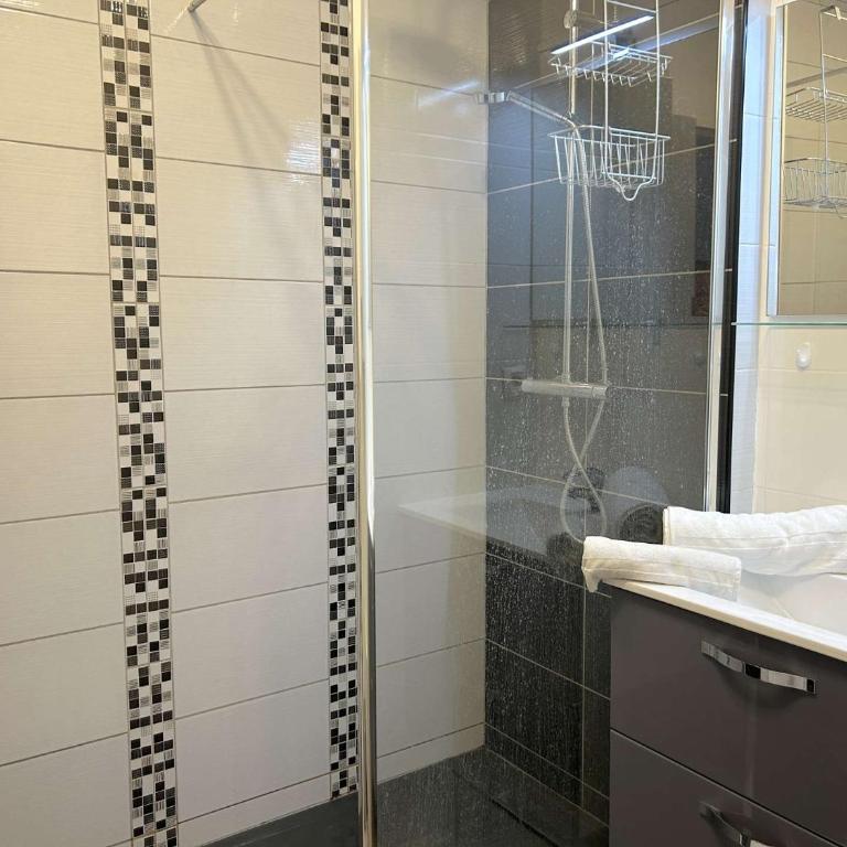 FS210-B21 Appt 2 pièces 4 personnes FREJUS - Appartement 1 Chambre - Vue sur Jardin - 10