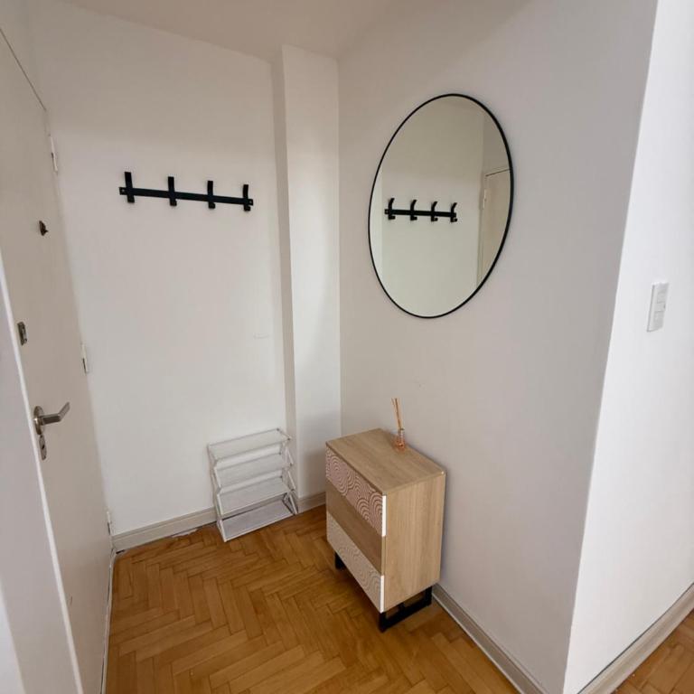 Departamento Colegiales Belgrano CABA Frente al parque ferroviario - Apartamento de 2 dormitorios - 3