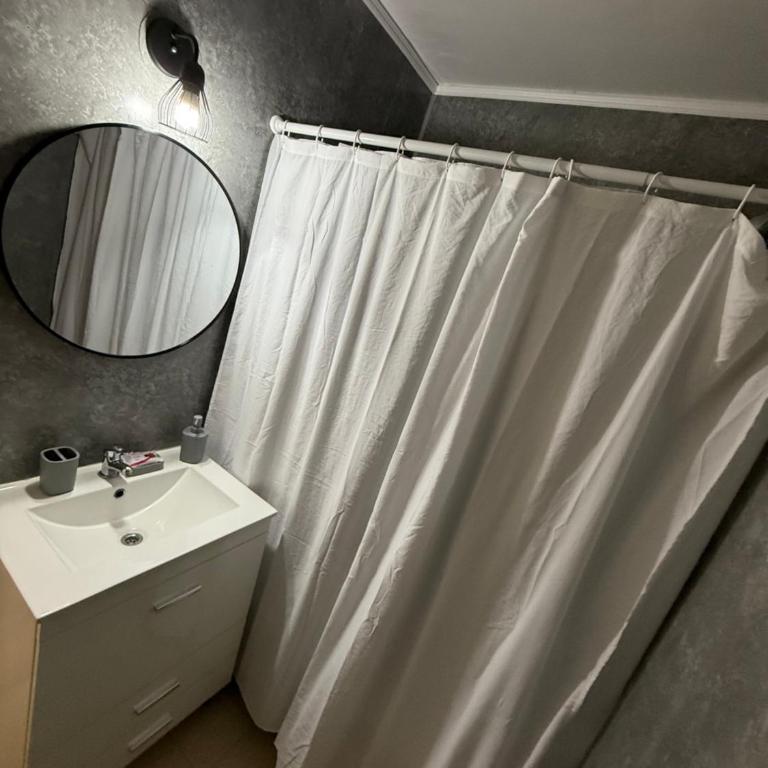 Departamento Colegiales Belgrano CABA Frente al parque ferroviario - Apartamento de 2 dormitorios - 14