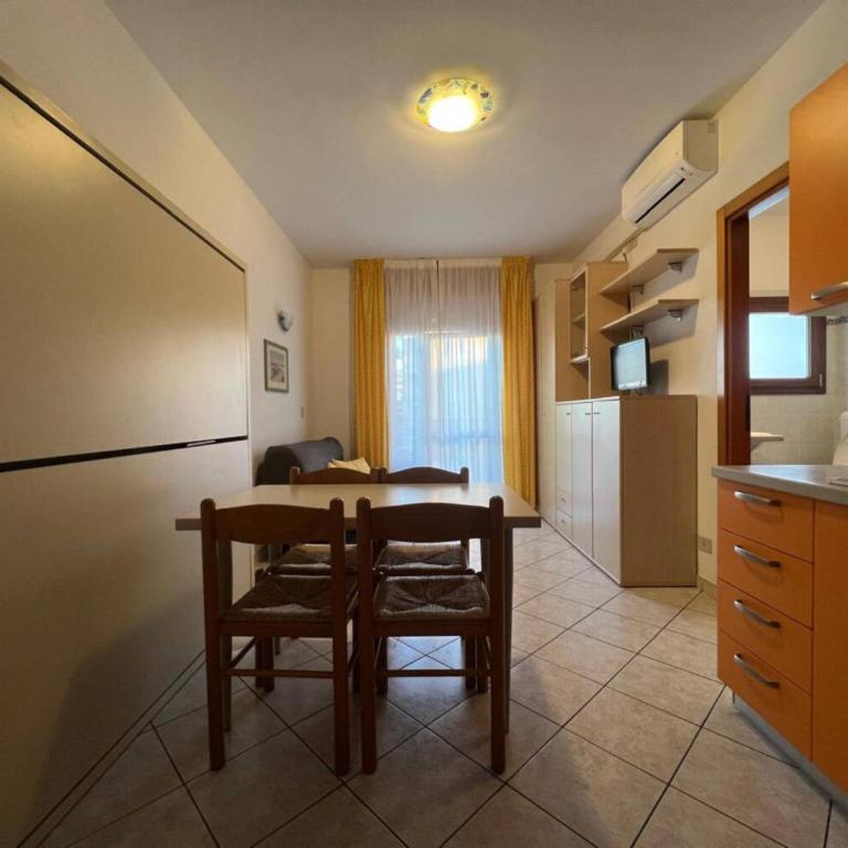 Seaside studio for 4 people in Bibione - Beahost - Monolocale - 8