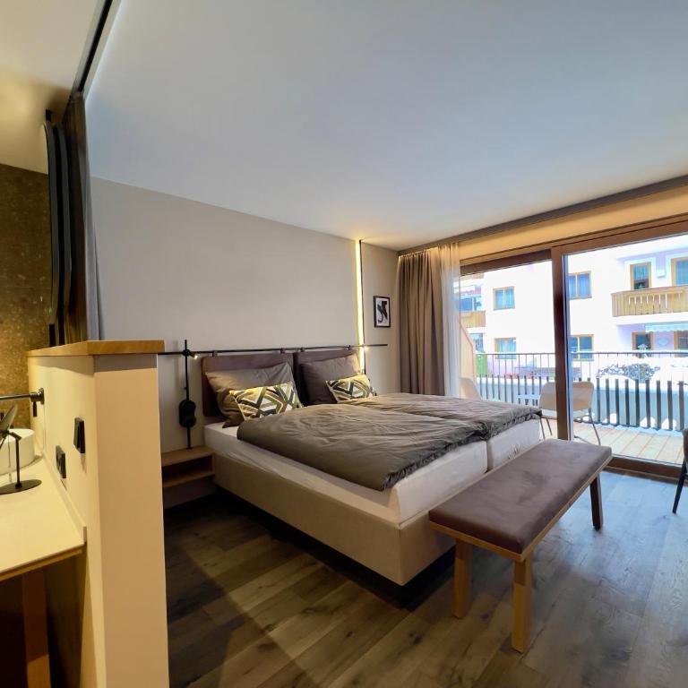 Revier Boutique Hotel Kaprun - Doppelzimmer mit Balkon - 3