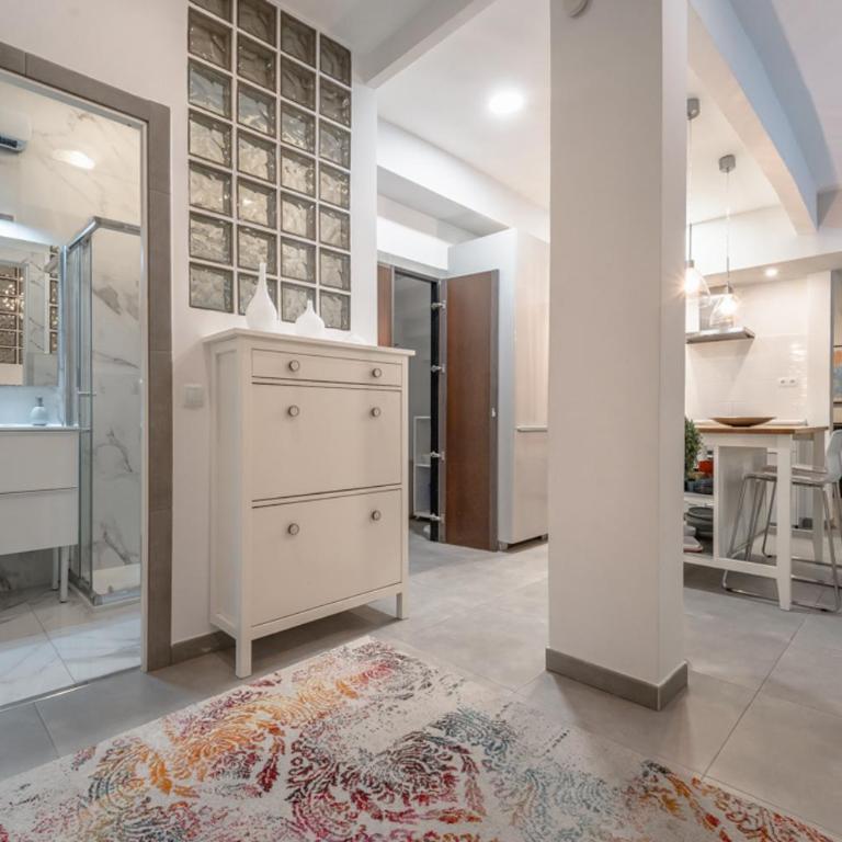 Modern and Stylish - 2BD 2BTH - La Latina - Apartamento - 28