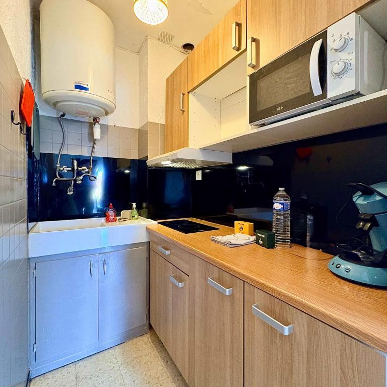 The Blue Pearl - Apartment - 6