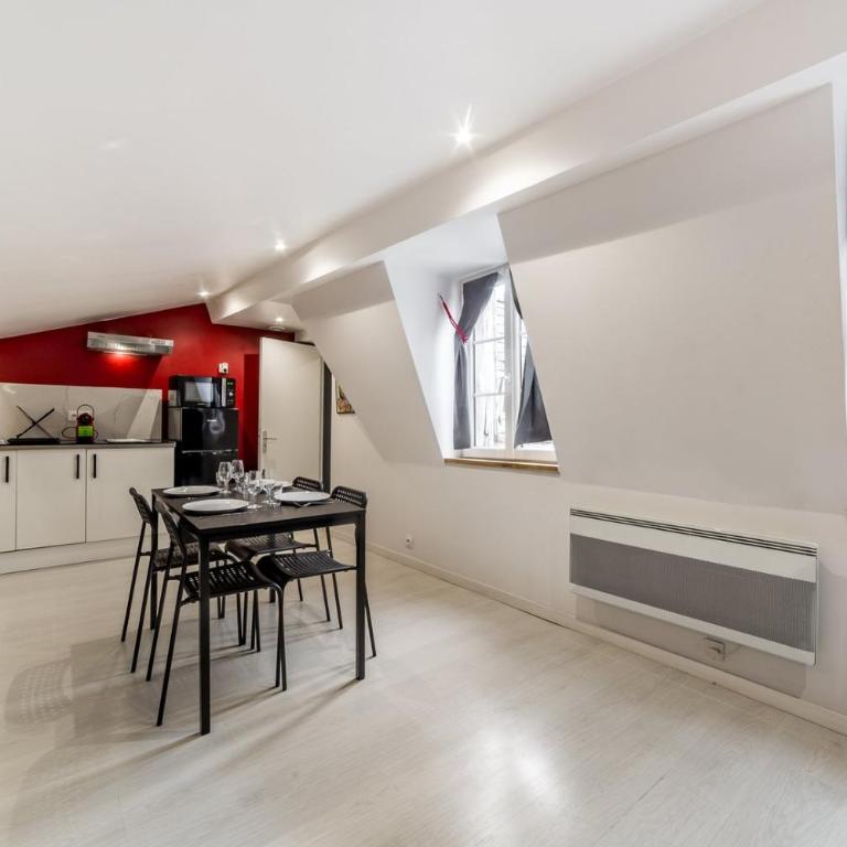 AllinLyon | Studio central – place des Célestins - Apartment - 3