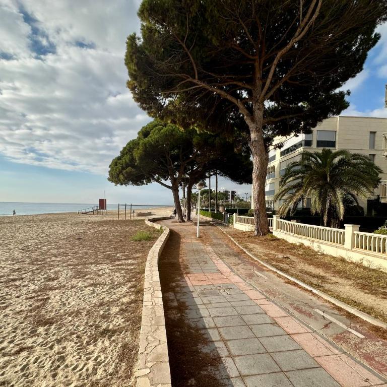 Home DMS IV Cambrils - Two-Bedroom Apartment with Terrace - 21