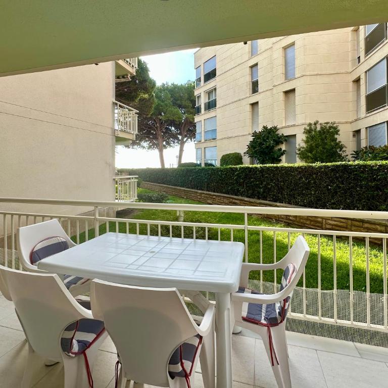 Home DMS IV Cambrils - Two-Bedroom Apartment with Terrace - 1