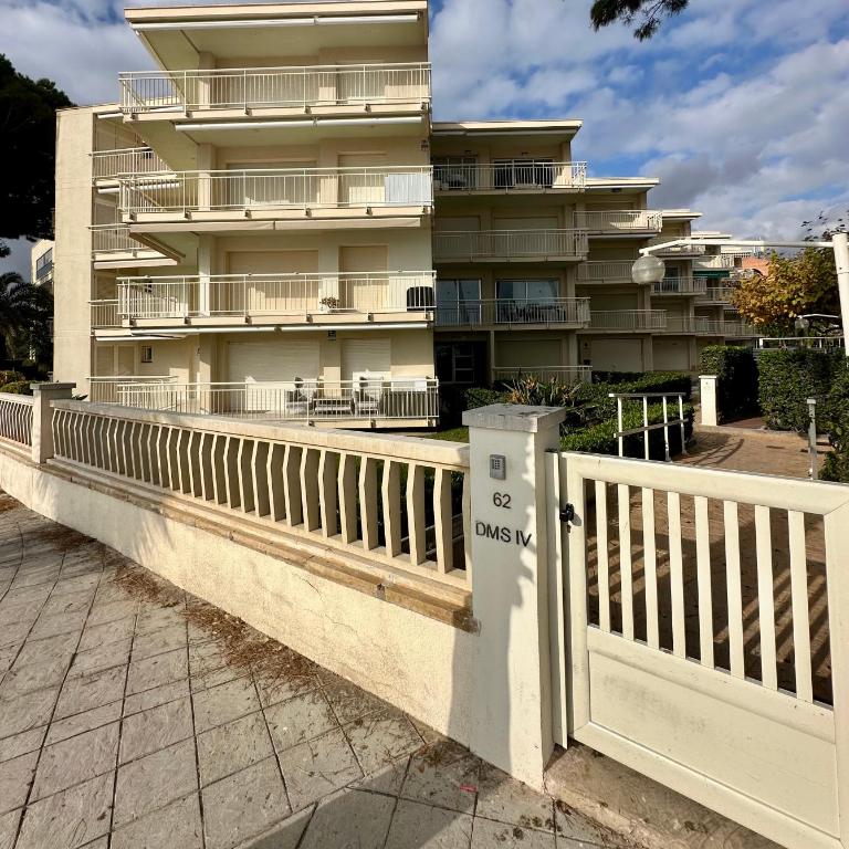 Home DMS IV Cambrils - Two-Bedroom Apartment with Terrace - 20