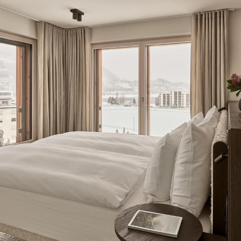The View - Superior Suite - 12