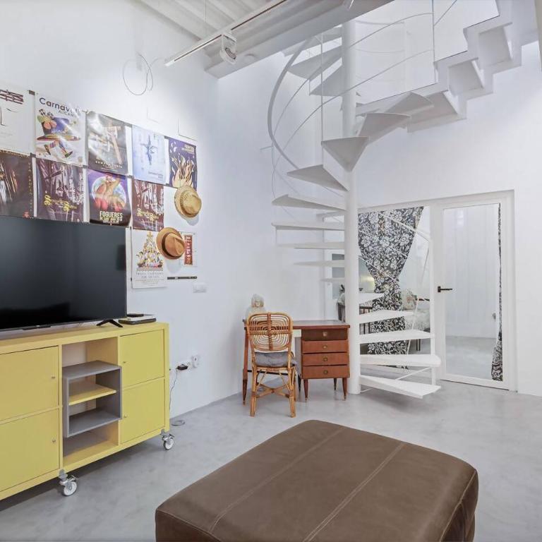 LovelyLofts Elpozo - Two-Bedroom Apartment - 8