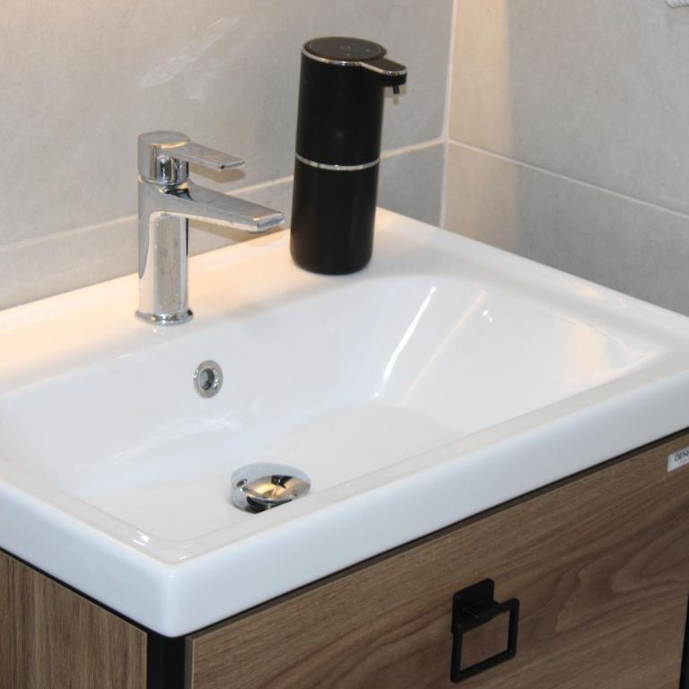 Luxury Apartment-Aurora 33 Free Parking City Center - One-Bedroom Apartment - 30