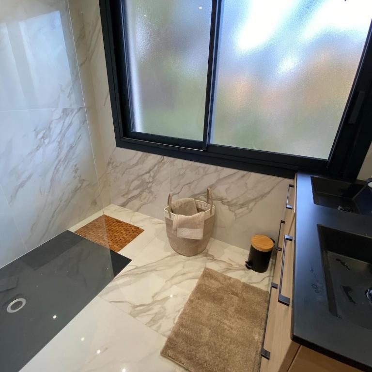 carpe diem T4 centre ville climatisé garage rénové - Apartment mit 3 Schlafzimmern - 12