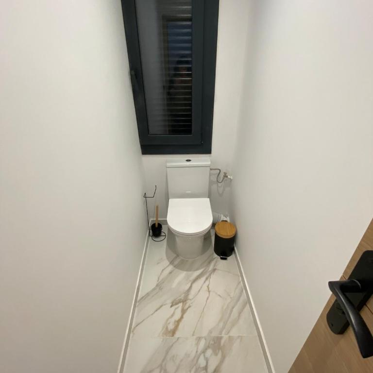 carpe diem T4 centre ville climatisé garage rénové - Apartment mit 3 Schlafzimmern - 36