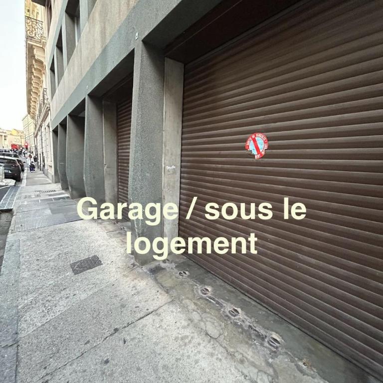 carpe diem T4 centre ville climatisé garage rénové - Apartment mit 3 Schlafzimmern - 40