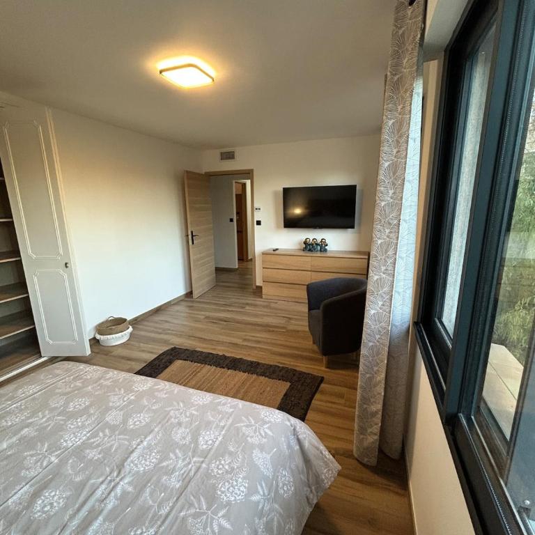 carpe diem T4 centre ville climatisé garage rénové - Apartment mit 3 Schlafzimmern - 43