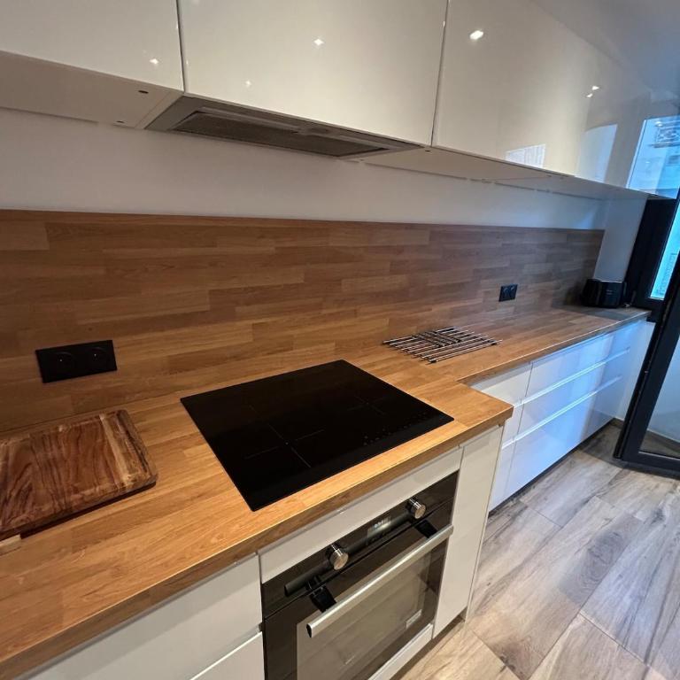 carpe diem T4 centre ville climatisé garage rénové - Apartment mit 3 Schlafzimmern - 59