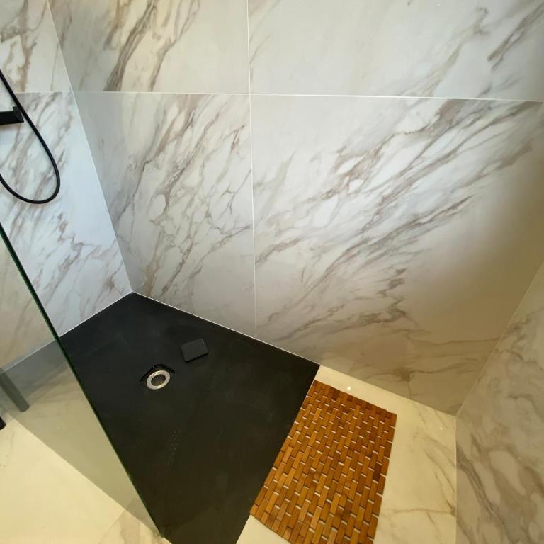 carpe diem T4 centre ville climatisé garage rénové - Apartment mit 3 Schlafzimmern - 76