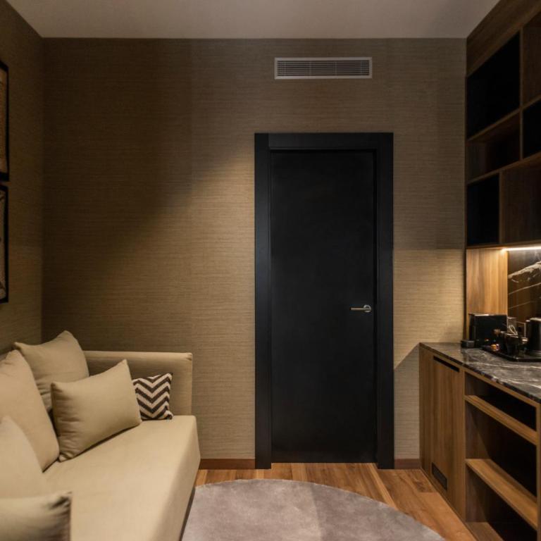 Blanq Gran vía - Junior Suite - 1
