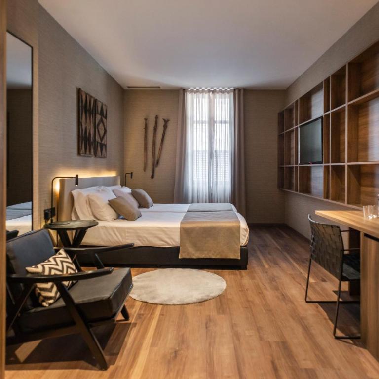 Blanq Gran vía - Junior Suite with Terrace - 2