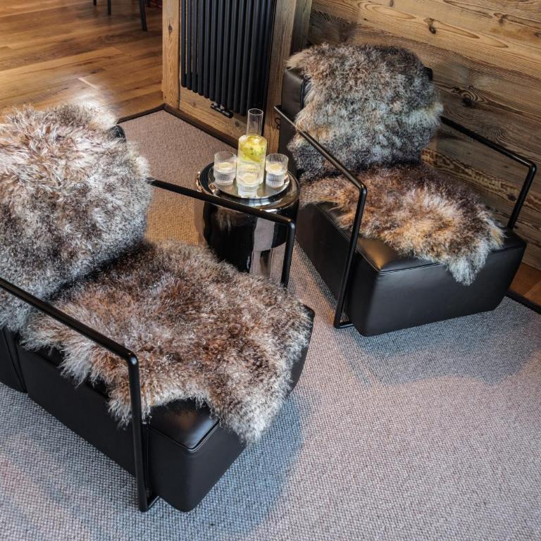 HelloCHALET Chalet Les Fleurs - Scenic Alpine Escape 70 metres from the cable car - Chalet Superior - 31