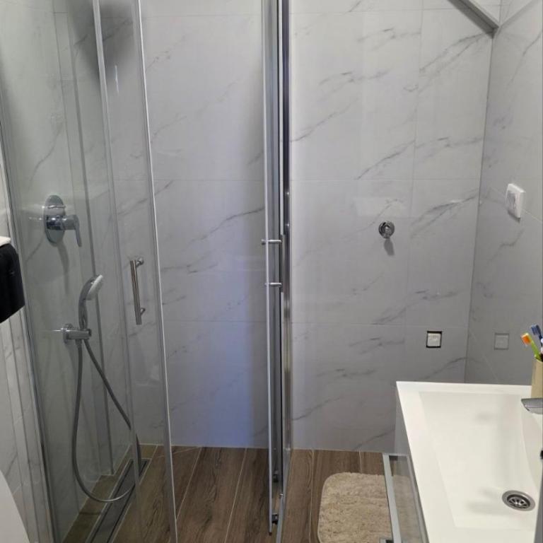 Versus Jahorina - Two-Bedroom Apartment with View - 5