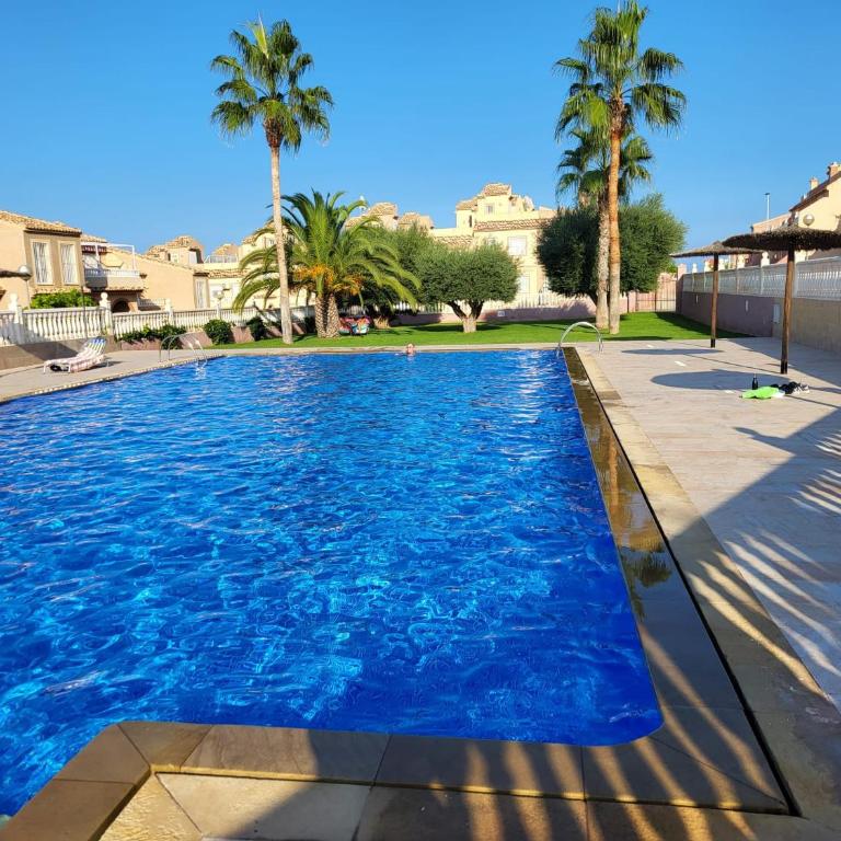 AL Gran Alacant 2BR Apartment with Pool - Apartamento de 2 dormitorios con balcón y terraza - 1