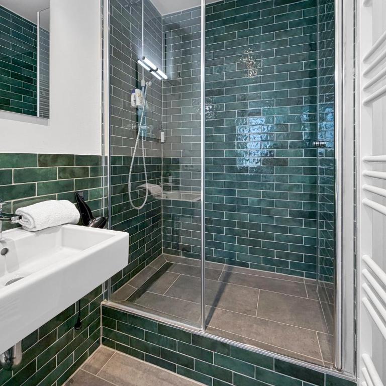 Flatista Homes - Clemens - Apartment mit 2 Schlafzimmern - 12