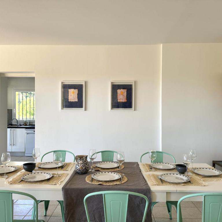 Villa ELODIE climatisée pour 10 personnes avec piscine privée, vue sur les collines et la mer, sur le domaine de Valcros à La L - Maison 5 Chambres - 16
