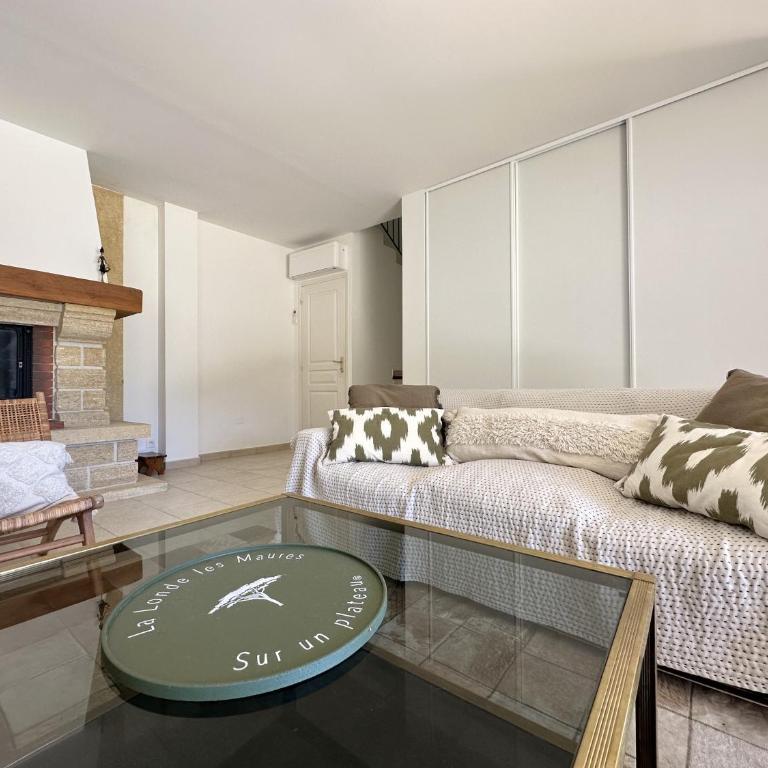 Villa ELODIE climatisée pour 10 personnes avec piscine privée, vue sur les collines et la mer, sur le domaine de Valcros à La L - Maison 5 Chambres - 15
