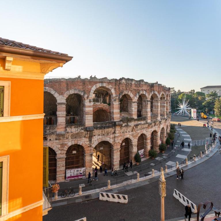 Lussuosa Residenza Rubiani - Domus Verona - Two-Bedroom Apartment - 24