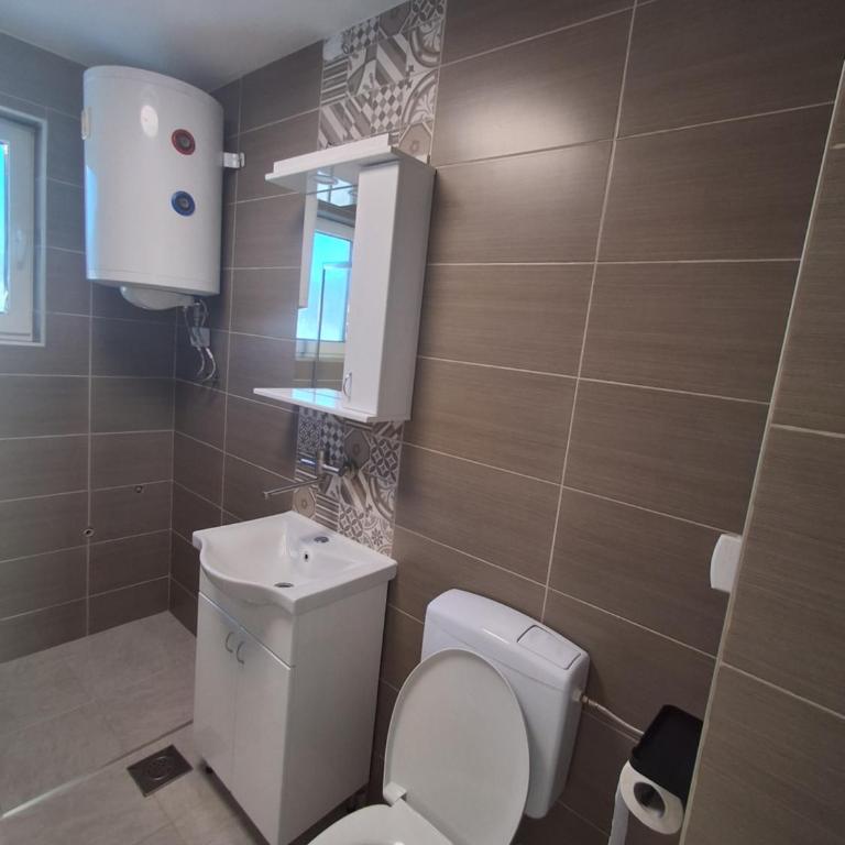 Apartman Sara - One-Bedroom House - 4