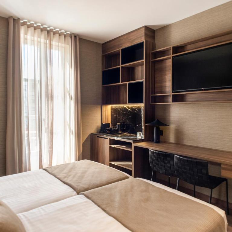 Blanq Gran vía - Junior Suite with Terrace - 12