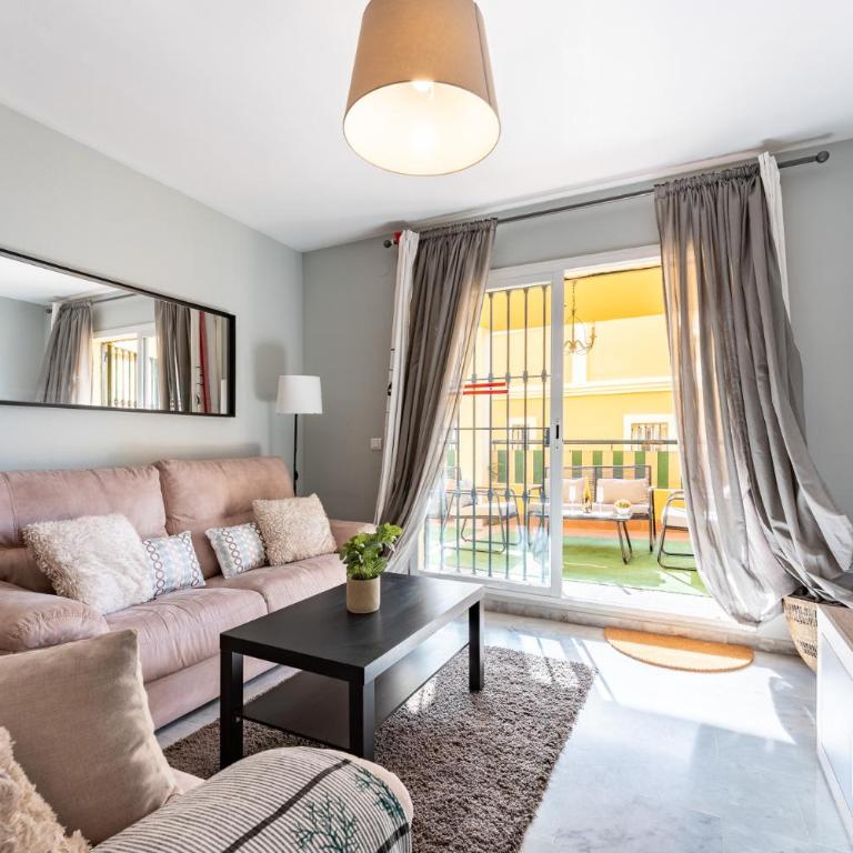 MalagaSuite Three Rooms with Terrace - Apartamento de 3 dormitorios - 2