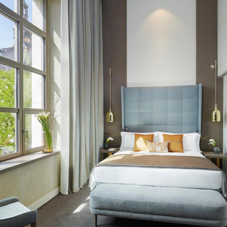 InterContinental Lyon - Hotel Dieu by IHG - Chambre Premium Lit King-Size - Vue sur Cour - 2
