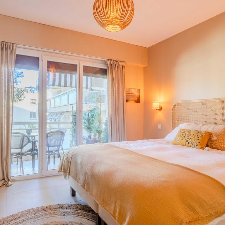 Bright A-C apartment with sea view - Antibes - Appartement - 4