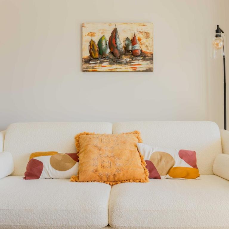 Bright A-C apartment with sea view - Antibes - Appartement - 5
