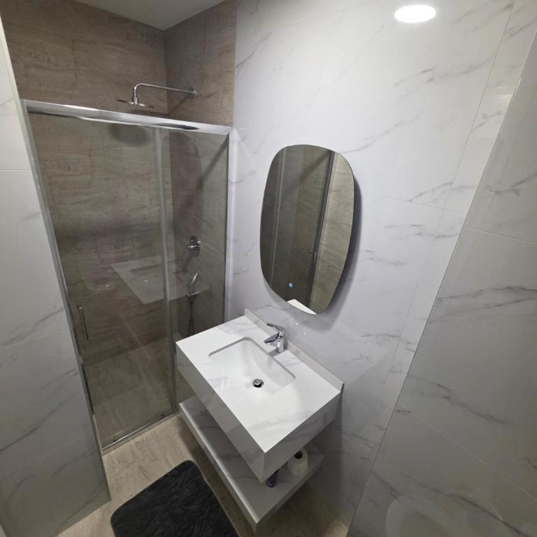 Versus Jahorina - One-Bedroom Apartment with View - 2